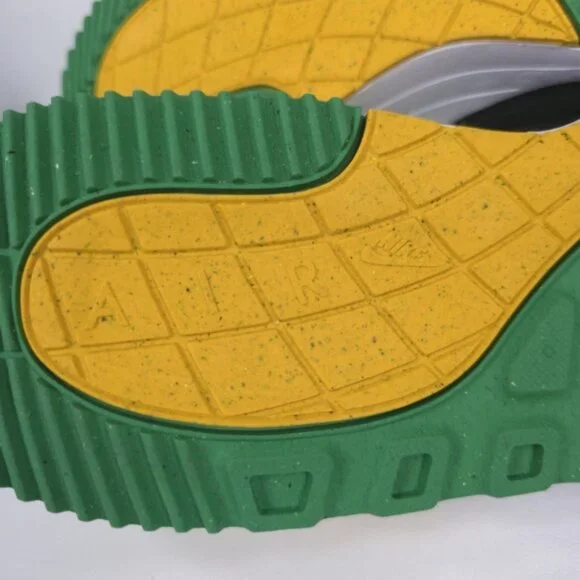 NWOT NIKE AIR MAX SYSTM OREGON DUCKS UNISEX Sneakers‎ Shoes DZ7738-700 Size 8